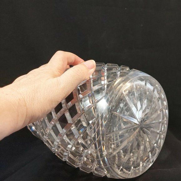 ABP American Brilliant Period Cut Glass~Crystal Heavy Vase Criss Cross~8.5” tall - Picture 5 of 9